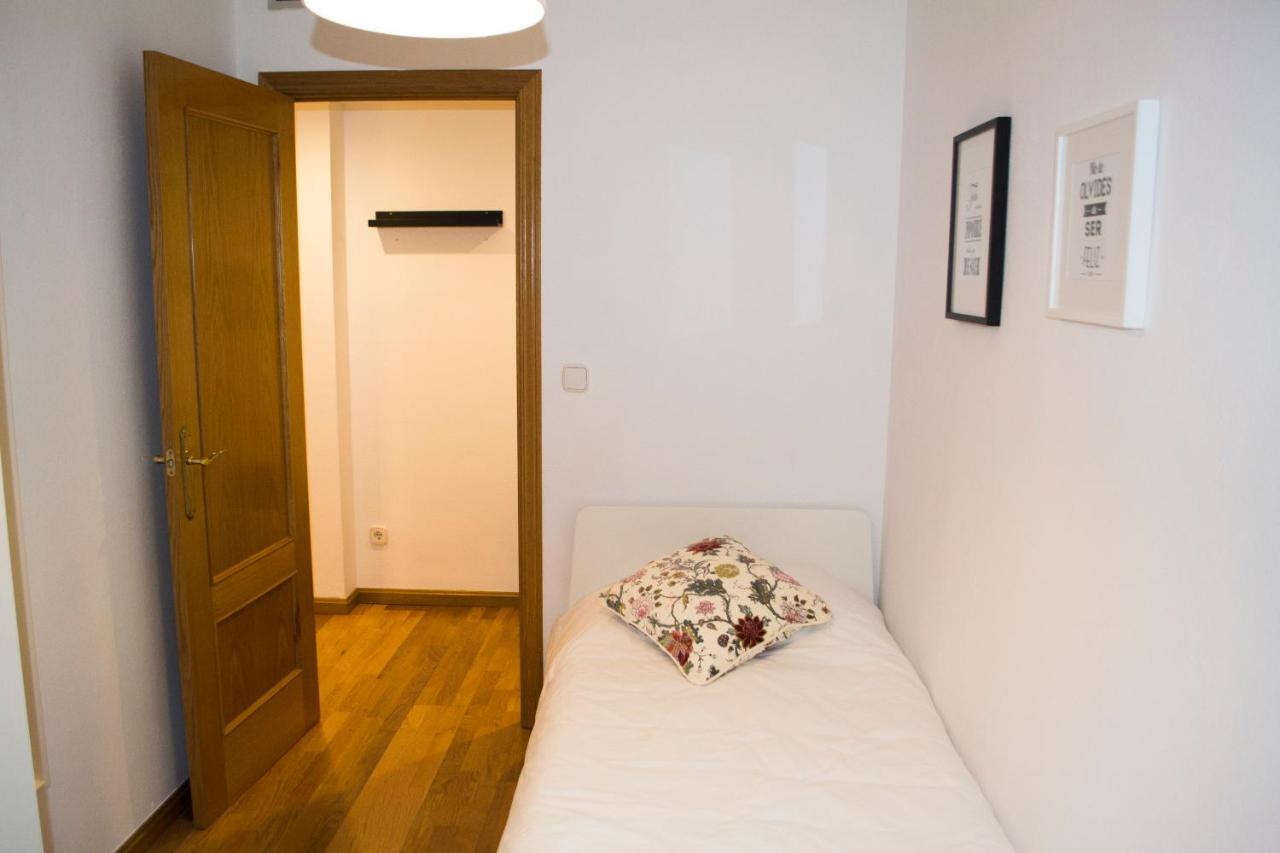 Apartamenticos Torrenueva I Zaragoza Exteriör bild