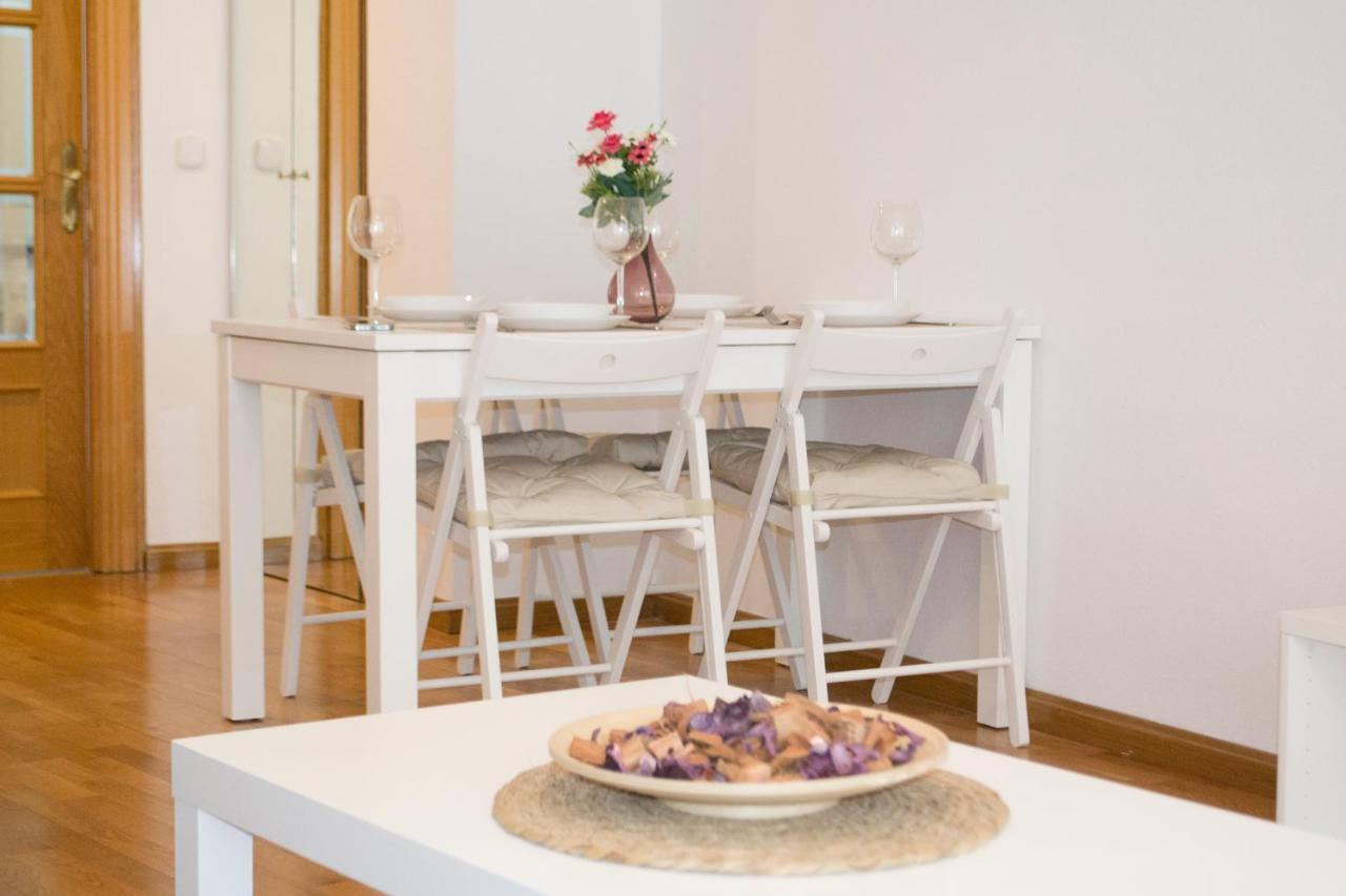 Apartamenticos Torrenueva I Zaragoza Exteriör bild