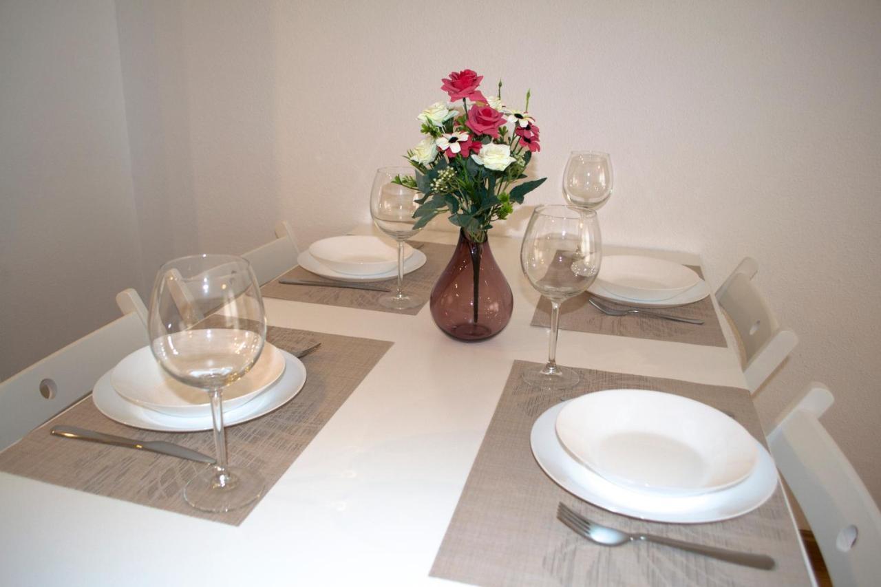Apartamenticos Torrenueva I Zaragoza Exteriör bild