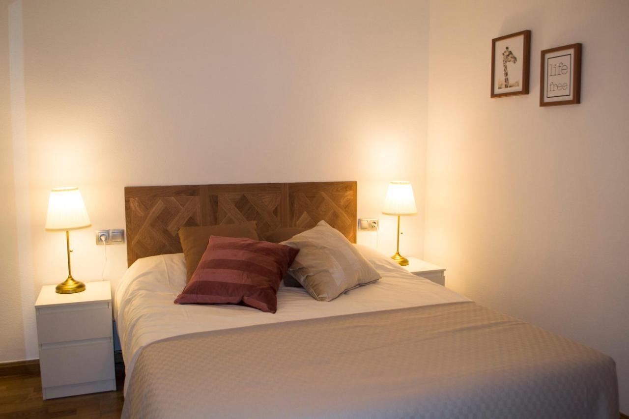 Apartamenticos Torrenueva I Zaragoza Exteriör bild